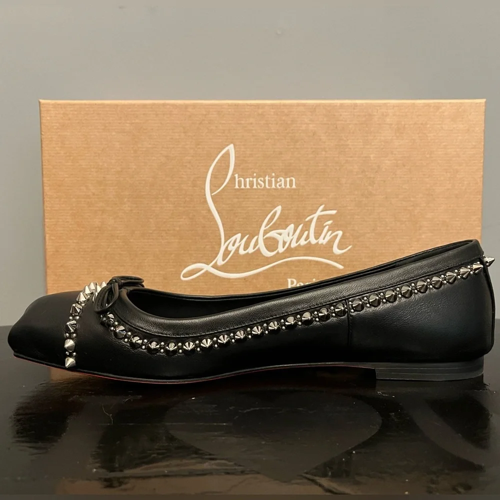 BNIB Christian Louboutin Mamadrague Spiked Black Leather Ballet Flats, size 39 - Picture 5 of 16